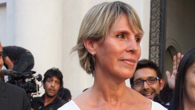 Lily Pérez: Hay que terminar con la dictadura de los partidos