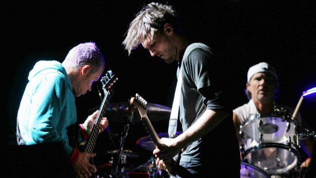 Red Hot Chili Peppers trabaja sin productor en su nuevo disco