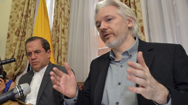Assange: ¿Qué tan dañino es estar dos años encerrado en una casa?
