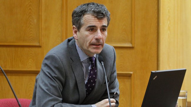 Andrés Velasco acusa que debate educacional 