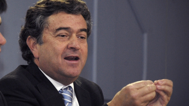 Coloma sale en defensa de Sebastián Piñera