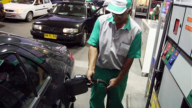 Econsult prevé alza en precio de las gasolinas la próxima semana