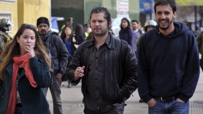 Diputado Gabriel Boric fue detenido en marcha de estudiantes en Santiago