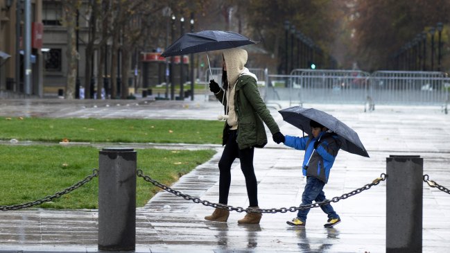 Las precipitaciones llegan a la Región Metropolitana