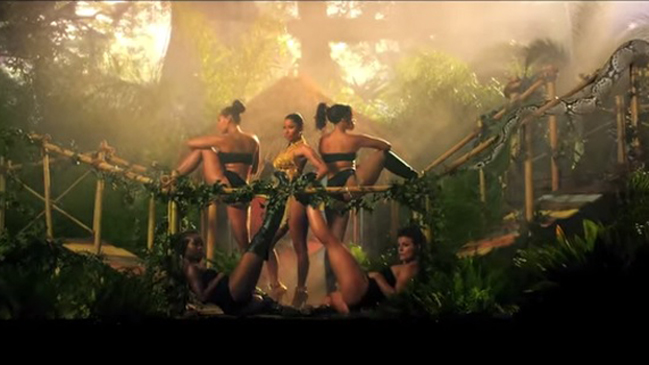 Bailarina de Nicki Minaj terminó mordida por serpiente durante ensayo de 