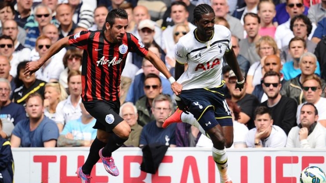 Mauricio Isla debutó en la liga inglesa con dura caída de Queens Park Rangers ante Tottenham