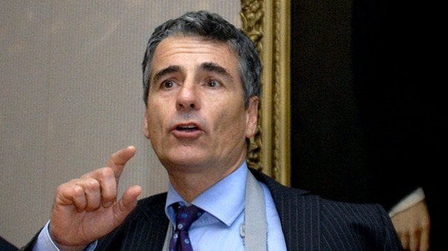 Tarud acusa que Andrés Velasco está siendo 