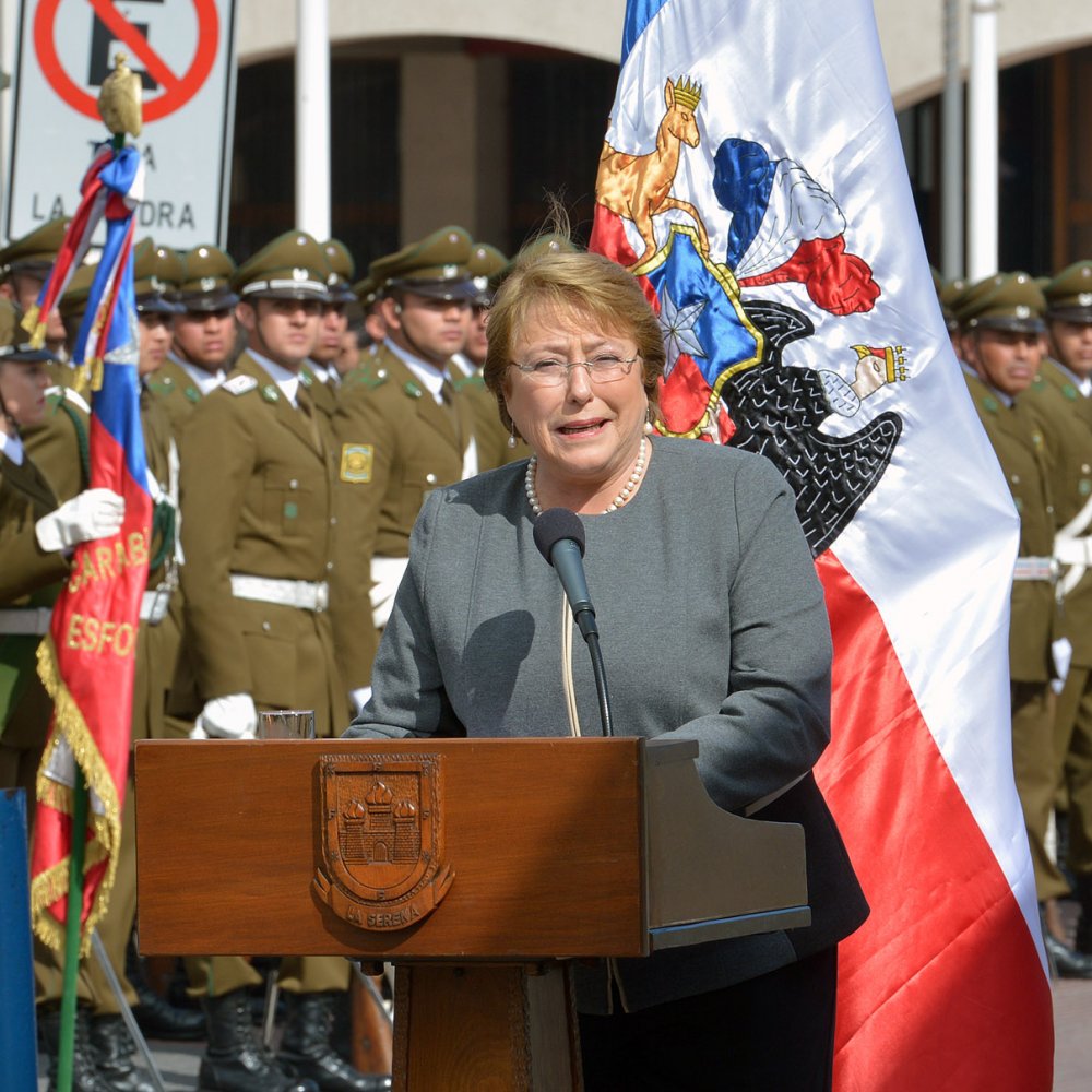 Bachelet: Proceso de desaceleración comenzó en 2012 y no con este Gobierno