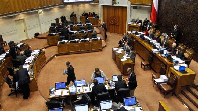 Las peticiones de los senadores de regiones extremas para destrabar el binominal