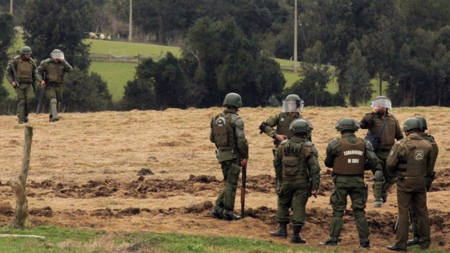 Dos carabineros resultaron heridos en ataque en provincia de Arauco
