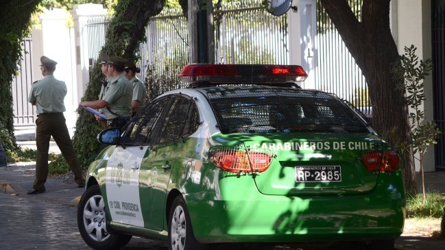 Asaltantes huyen con 30 millones de pesos tras robar sucursal de BancoEstado en Pudahuel