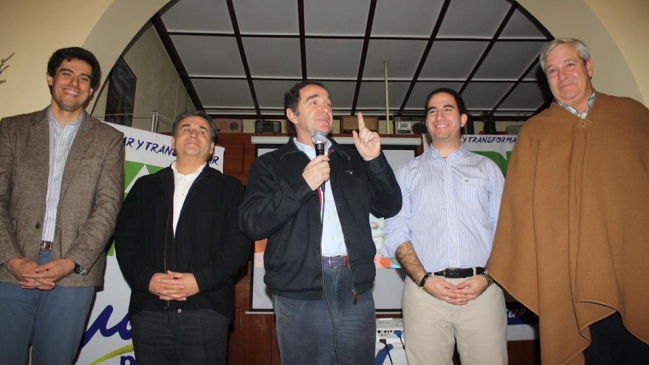 Dirigentes UDI del Maule Sur pidieron a Hernán Larraín ser candidato presidencial