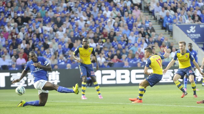 Arsenal de Alexis Sánchez enfrenta a Leicester por la liga inglesa