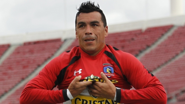 Médico de Colo Colo: Paredes no tiene impedimento para jugar