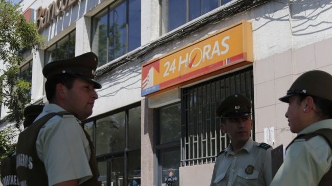 Delincuentes realizaron millonario robo en sucursal de BancoEstado en Viña del Mar