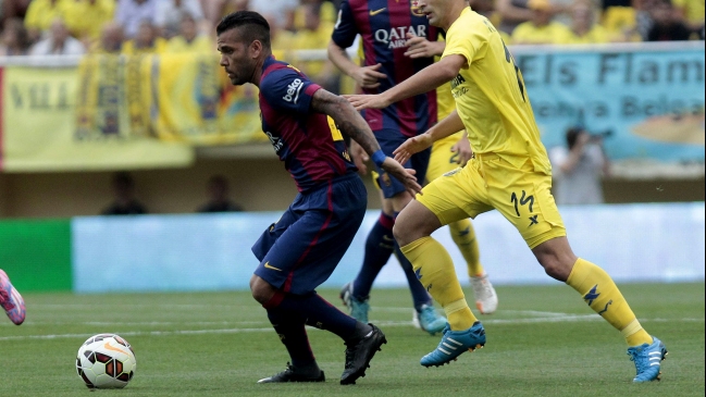 FC Barcelona confirmó que el contrato de Dani Alves finaliza en 2015