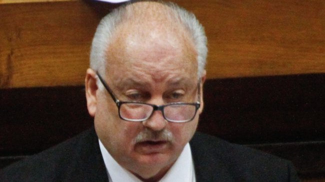 Justicia condenó a ex militares por torturas contra diputados Teillier y Aguiló