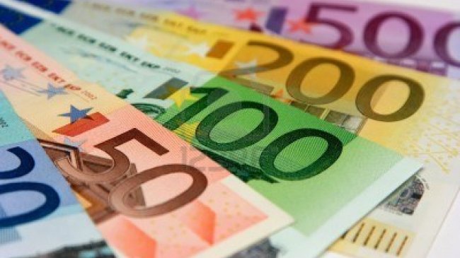 OCDE: Bajar los salarios no mejora la competitividad y es contraproducente