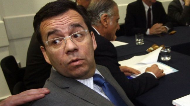 Ministro de Economía: Factores externos explican esta desaceleración
