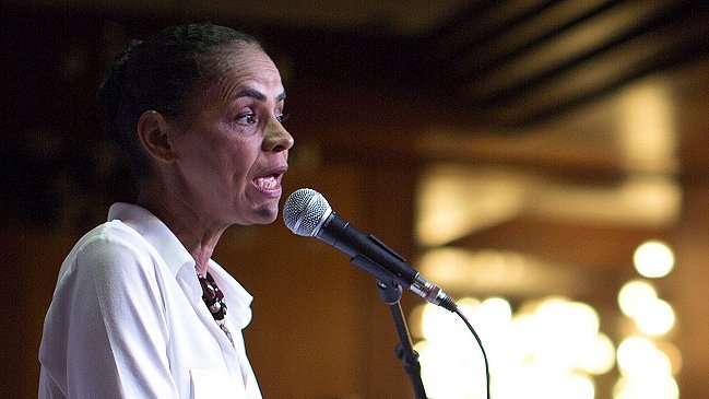 Candidata que actúa inspirada en la Biblia amenaza la reelección de Rousseff