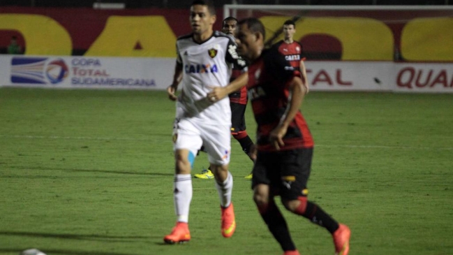 Goias y Vitoria de Brasil se instalaron en octavos de final de la Copa Sudamericana