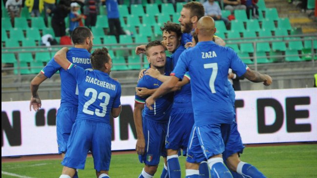 Italia comenzó con el pie derecho la 