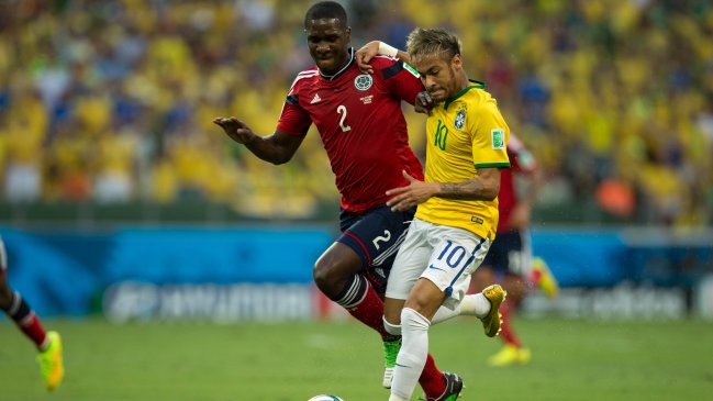 Brasil enfrenta a Colombia con la intención de 