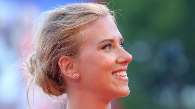 Scarlett Johansson se convirtió en madre