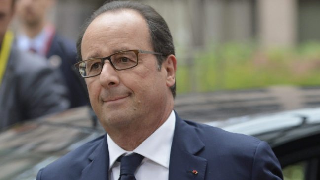 Polémica en Francia por libro de ex esposa de Hollande