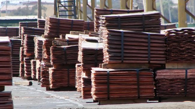 Informan cifras del PIB y precio referencia del cobre para Presupuesto 2015