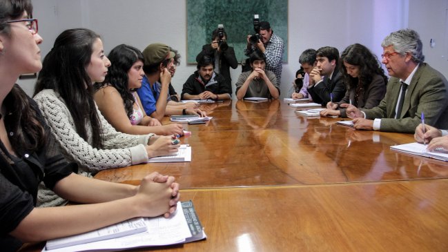 Gobierno evita anticipar debate por polémica indicación a reforma educacional