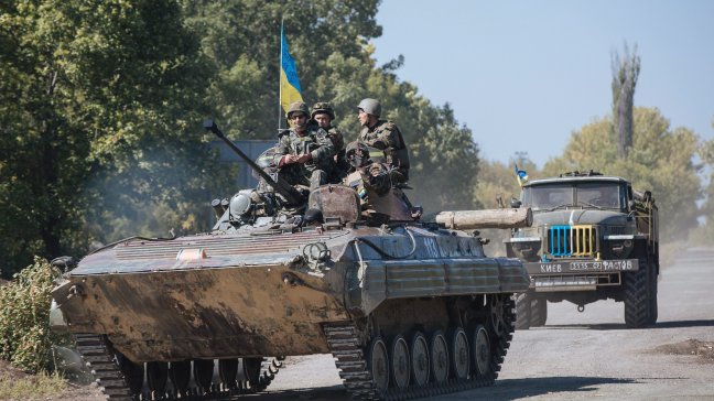 Presidente ucraniano propone tres años de autonomía para Donetsk y Lugansk