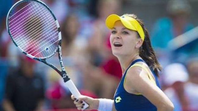 Agnieska Radwanska demolió a su rival de segunda ronda en Seúl