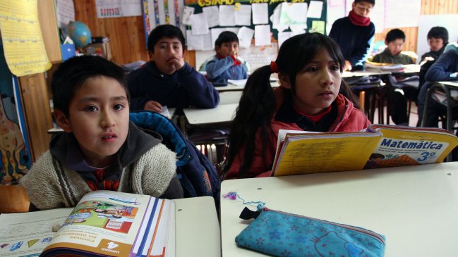 OCDE: Chile tiene la peor oferta de educación pública en la región
