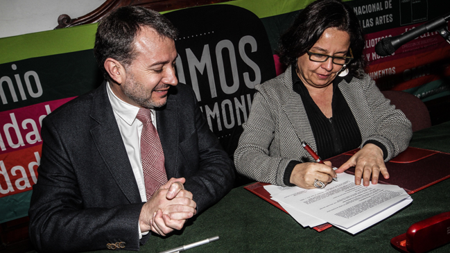 Firman convenio de colaboración para la creación del Ministerio de Cultura