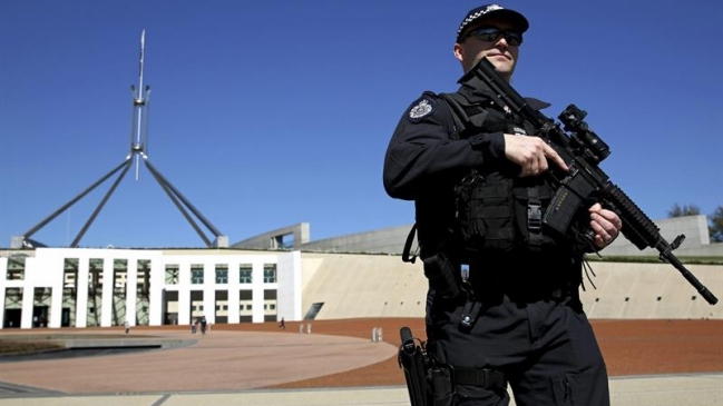 Murió hombre que había amenazado al primer ministro australiano