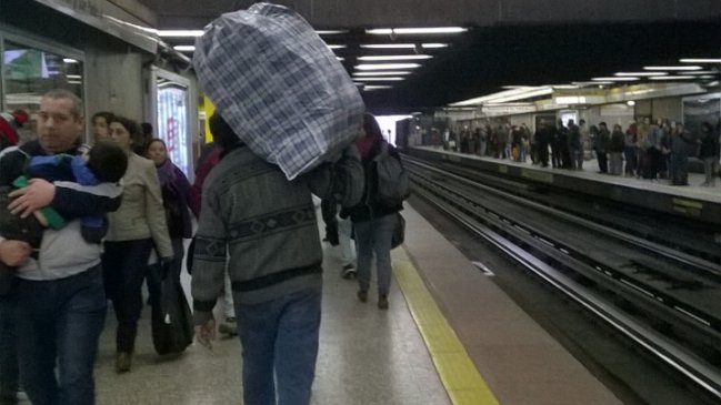 Corte rechazó recurso de protección por prohibición de acceso de bultos al Metro