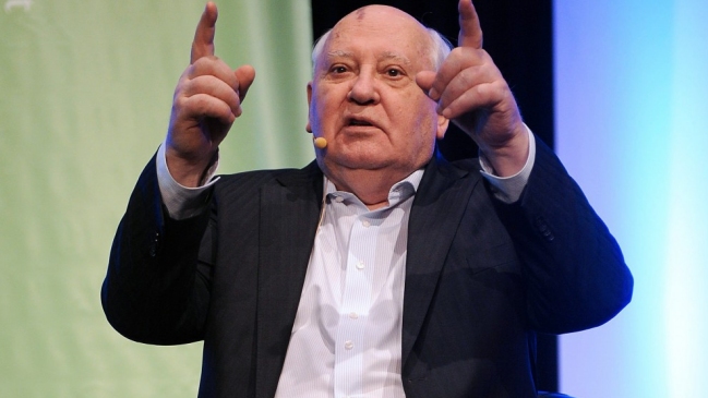 Gorbachov criticó a Estados Unidos por 