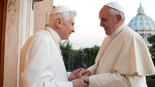 Benedicto XVI asistirá a encuentro del papa Francisco con ancianos
