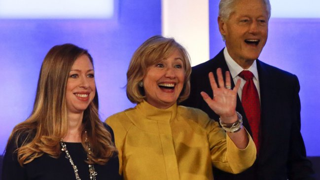 Hillary y Bill Clinton ya son abuelos