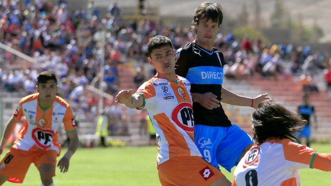 U. Católica venció con lo justo a Cobresal y festejó su primer triunfo como visita en el Apertura