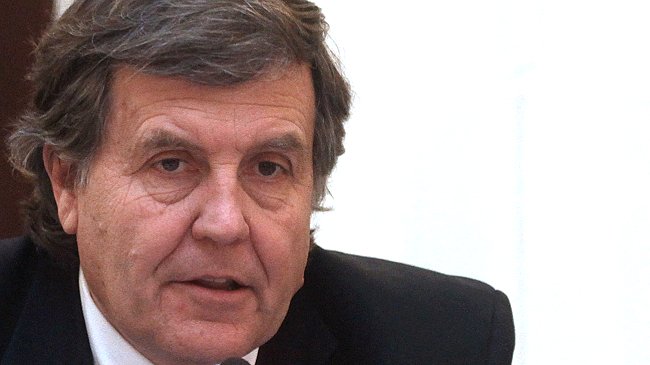 Ex timonel UDI: El desfile de políticos en las empresas va de la izquierda a la derecha