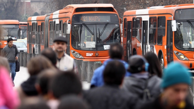 Concesionarios del Transantiago: Quienes peor opinan son los que no lo usan
