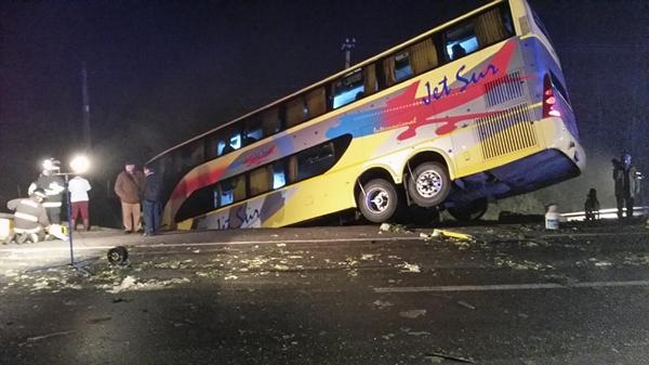 Colisión múltiple se registró en Curicó