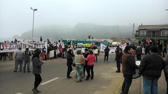 Habitantes de Quintero protestan por la contaminación 