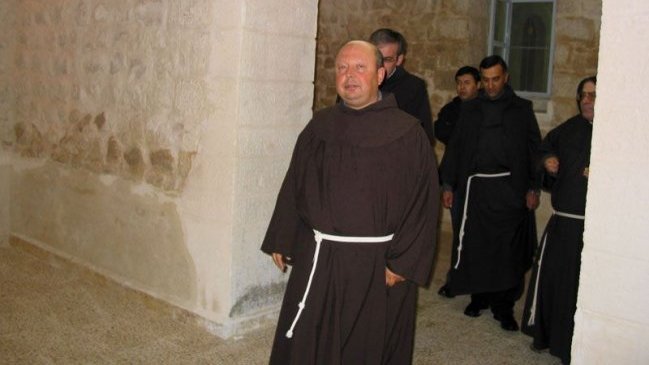Grupo yihadista afín a al-Qaeda secuestra a un religioso franciscano en Siria