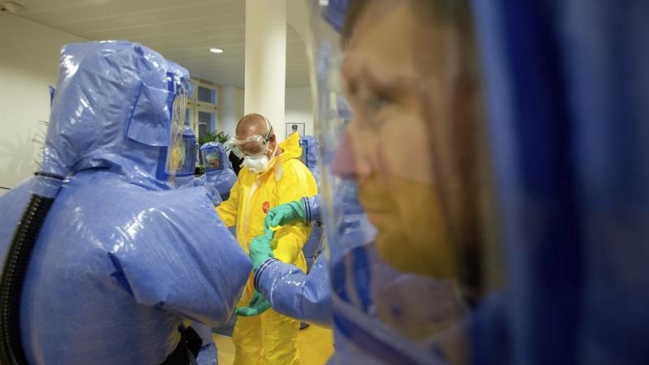 España: Enfermera con ébola afirmó que siguió el protocolo