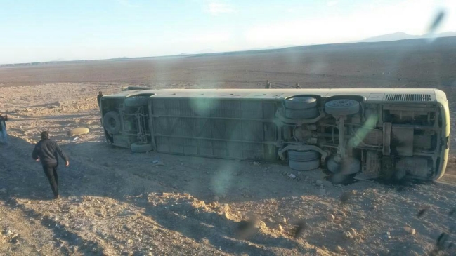 Volcamiento de bus de la empresa Tur Bus dejó un muerto en Antofagasta