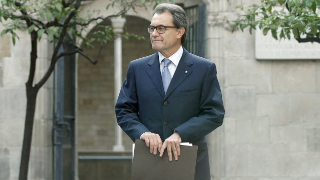 Gobierno de Cataluña renunció a consulta soberanista del 9 de noviembre