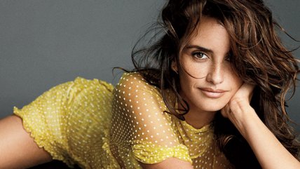 Revisa la sensual sesión de Penélope Cruz para Esquire